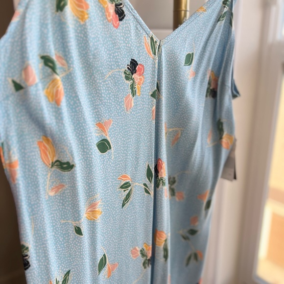 NWT Izzy size L - Picture 11 of 11